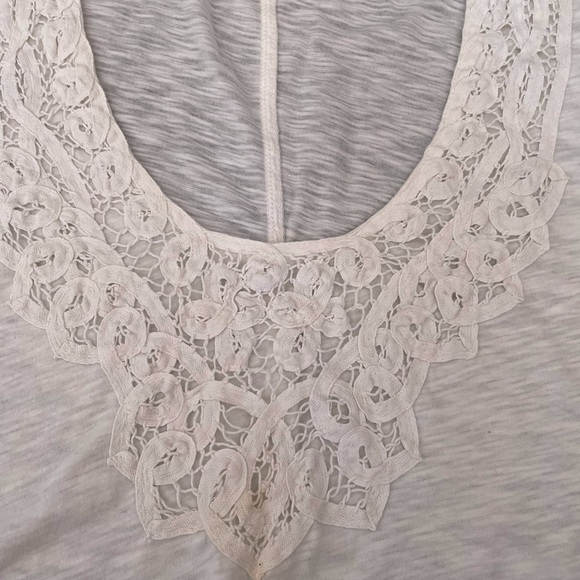 J.Crew Lacy Top NWOT - Picture 1 of 4